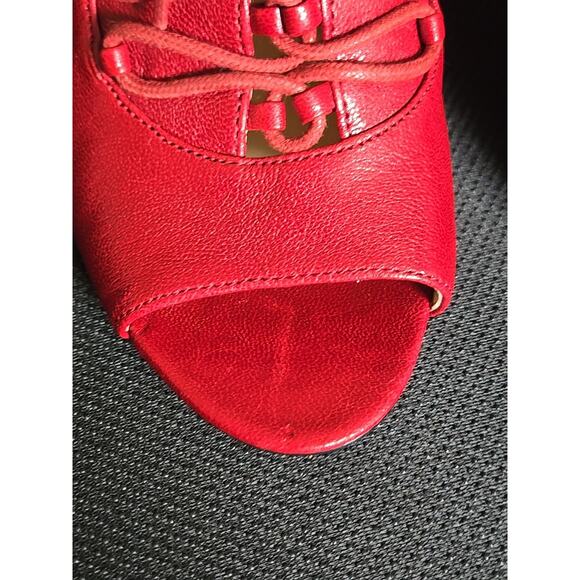 EUC Vince Camuto Women Shooties Chiane 4in Heel Boots 7.5 Red Round Toe Leather - Picture 8 of 13